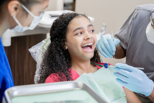 Best Dentist Open Late Near Me  in Barry, IL